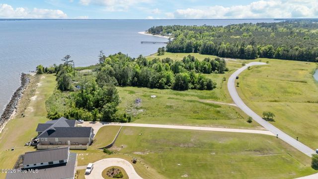 271 Wind Lake Road S, Oriental, NC 28571