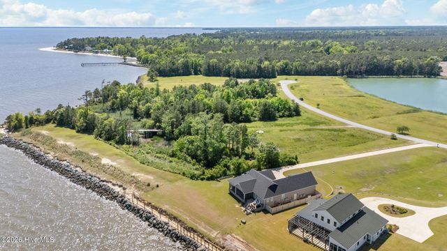 271 Wind Lake Road S, Oriental, NC 28571