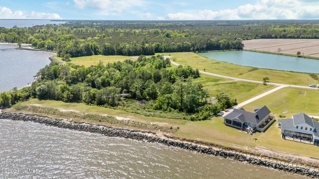 271 Wind Lake Road S, Oriental, NC 28571