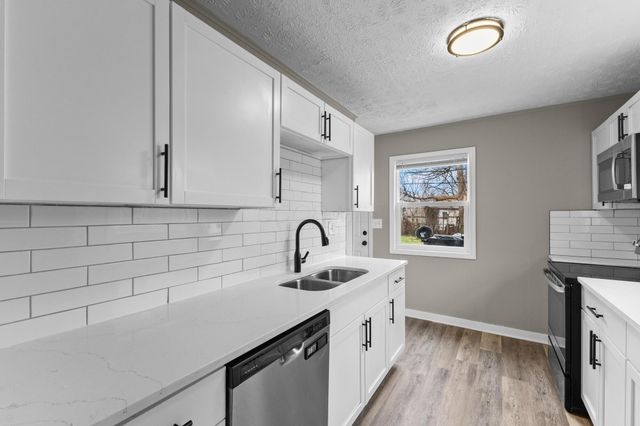 225 Santa Maria Lane, Columbus, OH 43213