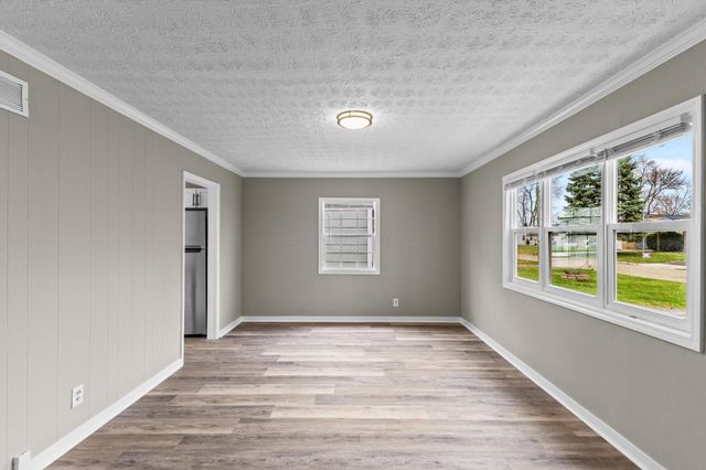 225 Santa Maria Lane, Columbus, OH 43213