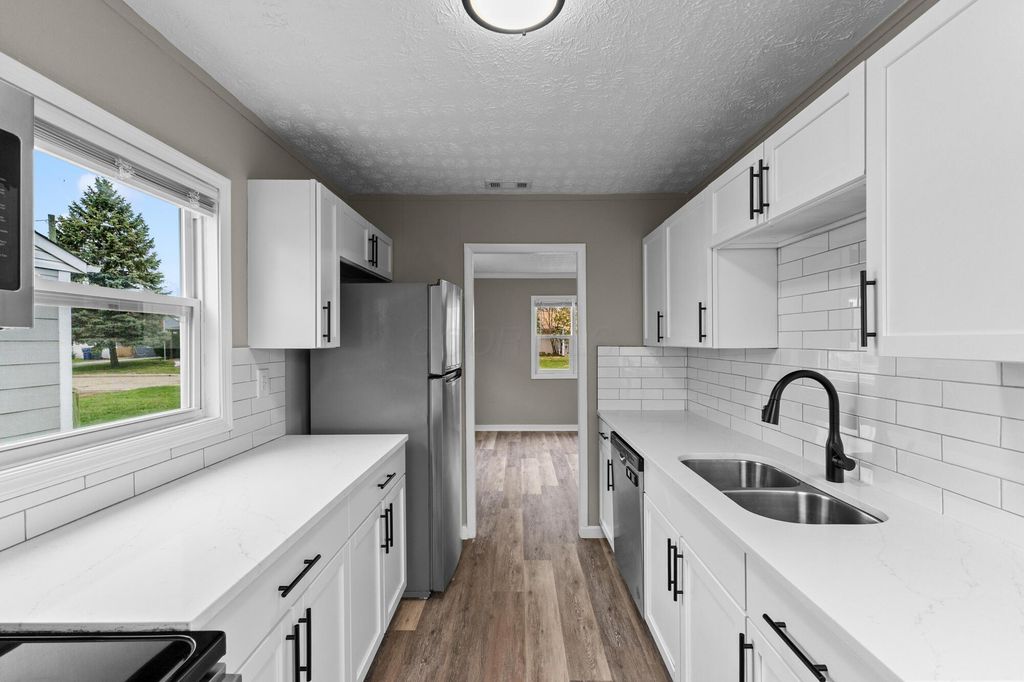 225 Santa Maria Lane, Columbus, OH 43213