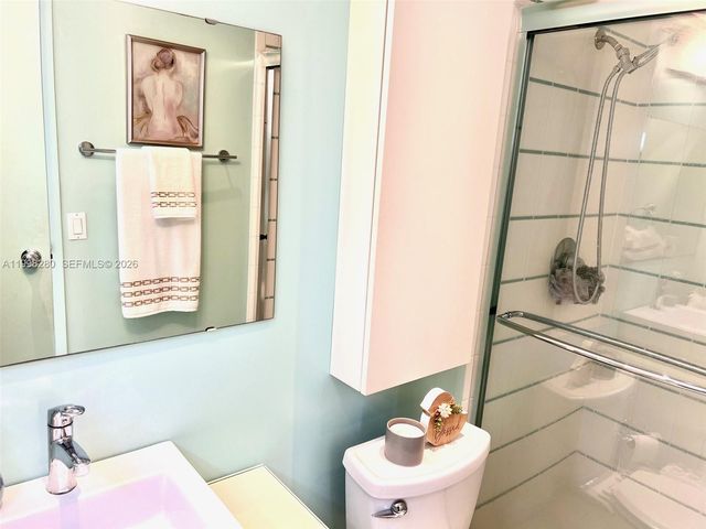 2841 Somerset Dr 215, Lauderdale Lakes, FL 33311