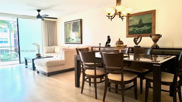 2841 Somerset Dr 215, Lauderdale Lakes, FL 33311