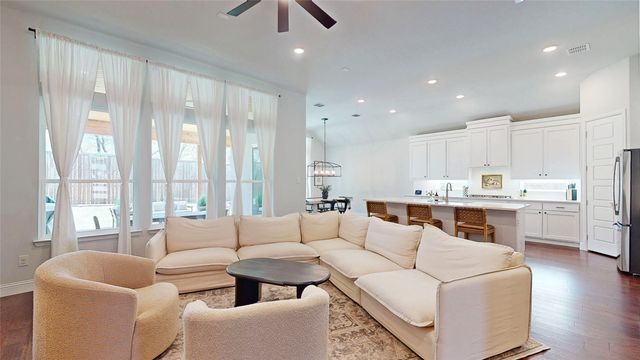 7212 Redwood Road, Argyle, TX 76226