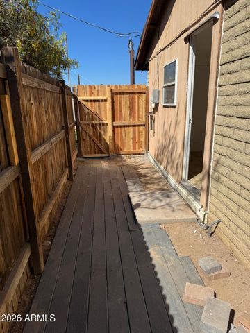 13240 N 20 Street, Phoenix, AZ 85022