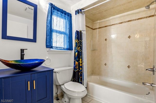 50 Reservoir Pl, Belleville Twp., NJ 07109