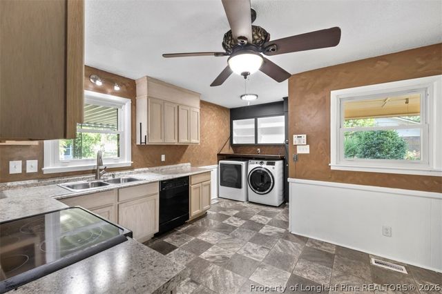 1208 Wentworth Place, Fayetteville, NC 28304
