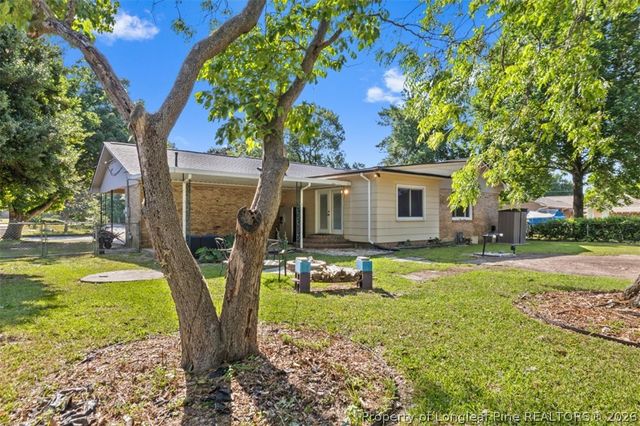 1208 Wentworth Place, Fayetteville, NC 28304