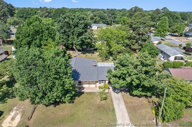 1208 Wentworth Place, Fayetteville, NC 28304