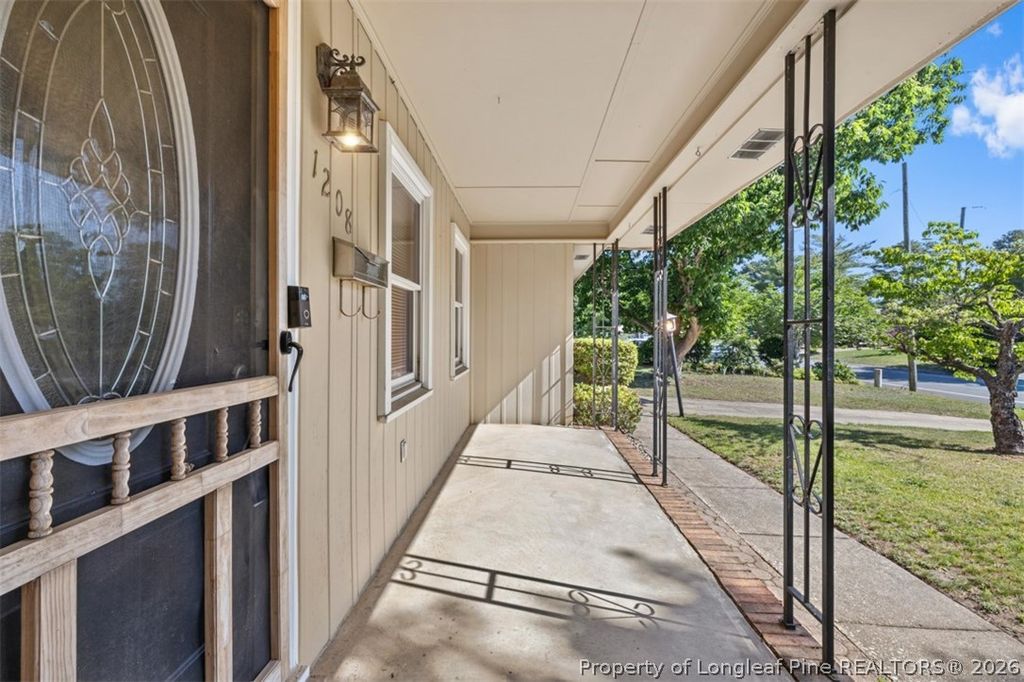 1208 Wentworth Place, Fayetteville, NC 28304 — photo 4