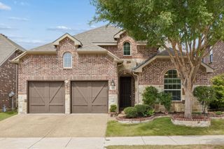 404 Warwick Boulevard, Lewisville, TX 75056