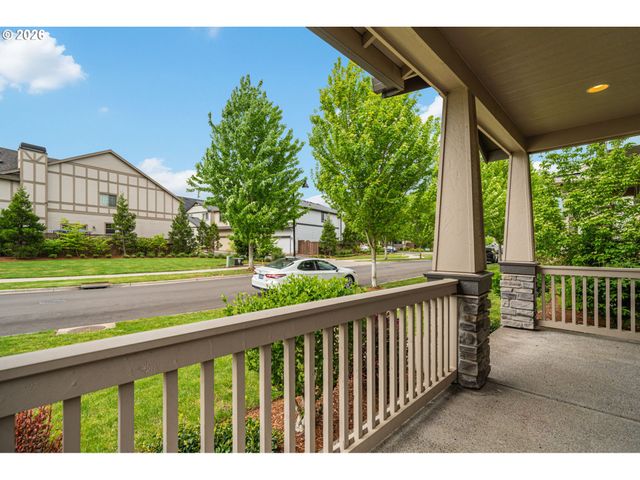 10883 Sw STOCKHOLM Dr, Wilsonville, OR 97070