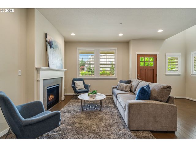 10883 Sw STOCKHOLM Dr, Wilsonville, OR 97070