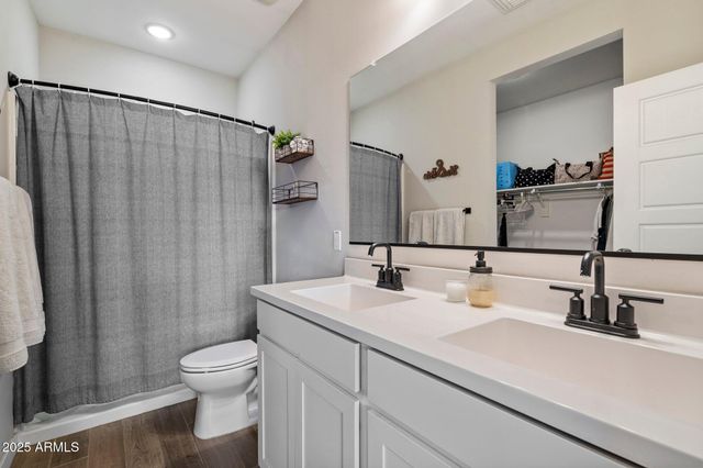 2753 E FOSSIL RIDGE Road, Phoenix, AZ 85050