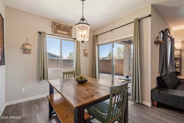 2753 E FOSSIL RIDGE Road, Phoenix, AZ 85050