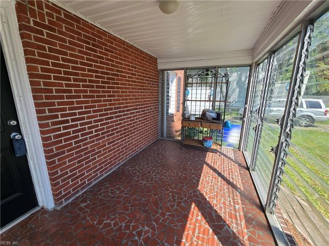 1908 E Washington ST, Suffolk, VA 23434