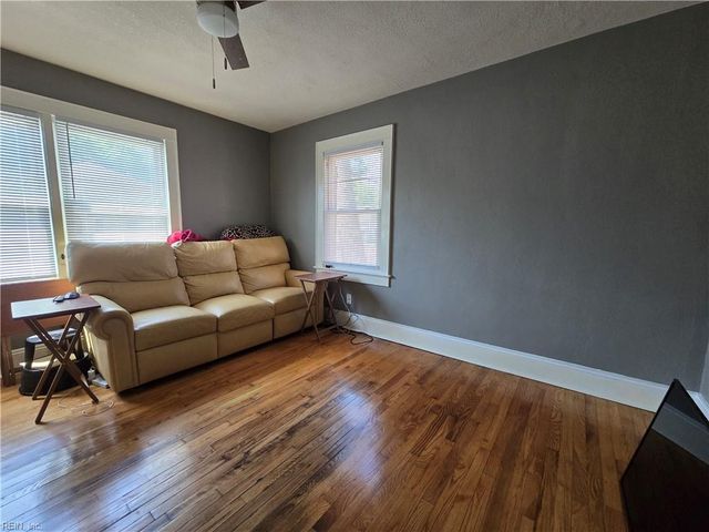 1908 E Washington ST, Suffolk, VA 23434