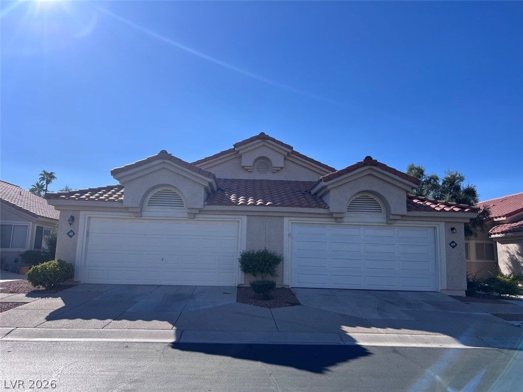 613 Yacht Harbor Drive, Las Vegas, NV 89145