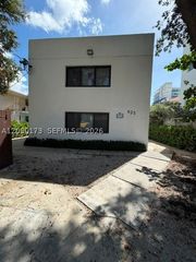 625 SW 5th Ave 8, Miami, FL 33130
