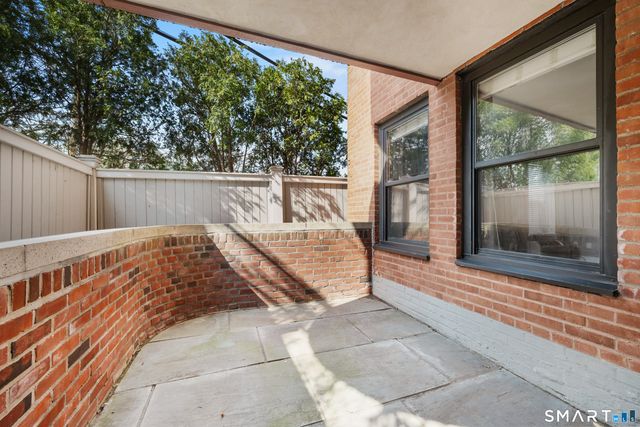 25 West Elm Street 10, Greenwich, CT 06830