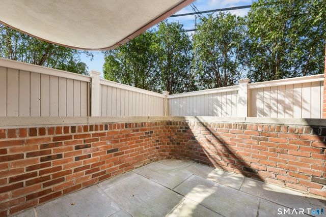 25 West Elm Street 10, Greenwich, CT 06830