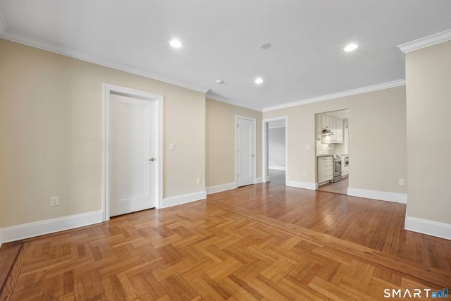 25 West Elm Street 10, Greenwich, CT 06830