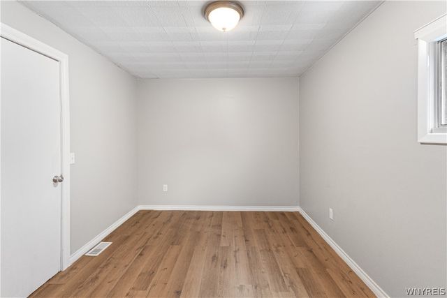 35 Reo Avenue, Cheektowaga, NY 14211