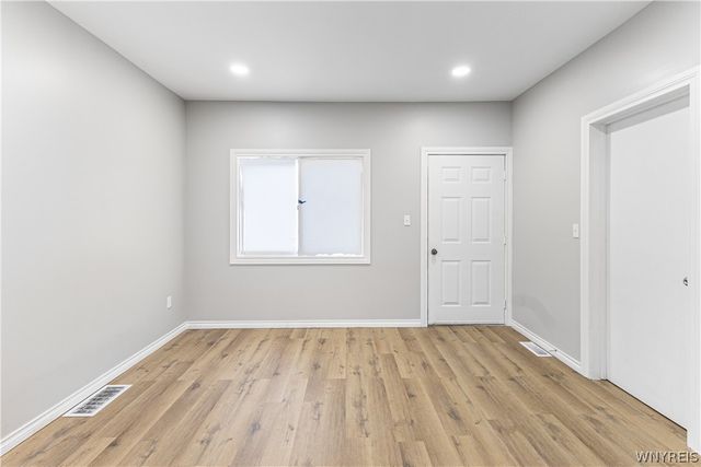 35 Reo Avenue, Cheektowaga, NY 14211