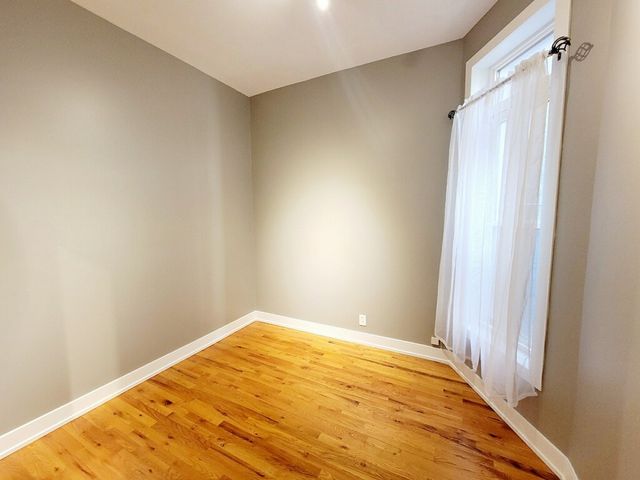 2809 W Warren Boulevard 1, Chicago, IL 60612