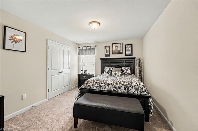 1586 Running Deer Drive, Kernersville, NC 27284
