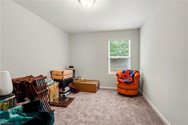 1586 Running Deer Drive, Kernersville, NC 27284