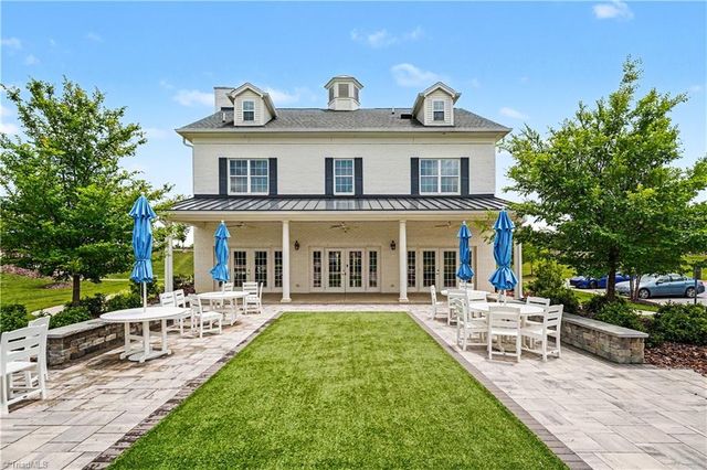 1586 Running Deer Drive, Kernersville, NC 27284
