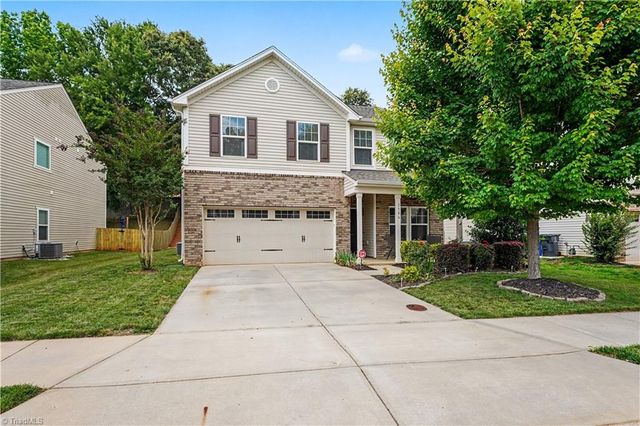 1586 Running Deer Drive, Kernersville, NC 27284