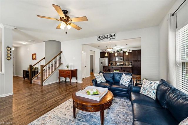 1586 Running Deer Drive, Kernersville, NC 27284