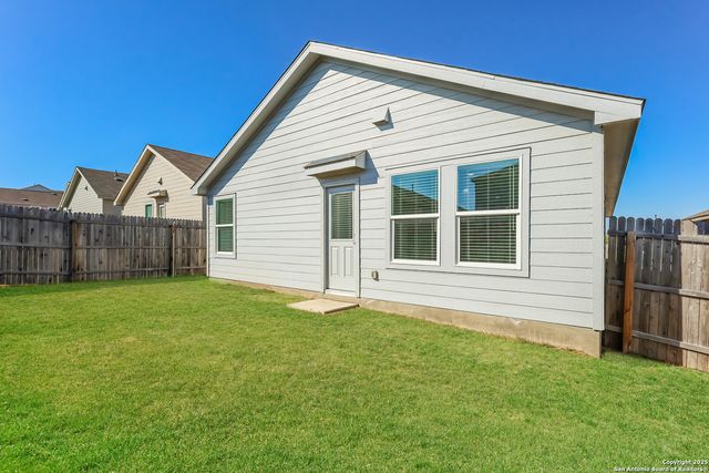 5174 Fowler Crest, Converse, TX 78109