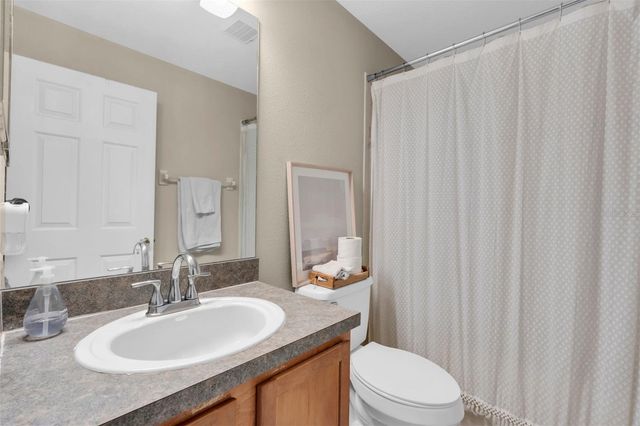9548 CHARLESBERG DRIVE, Tampa, FL 33635
