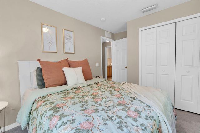 9548 CHARLESBERG DRIVE, Tampa, FL 33635