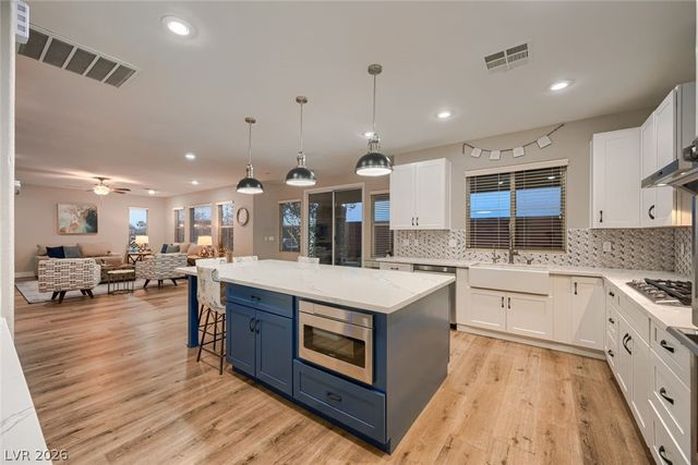 10507 Ardsley Lane, Las Vegas, NV 89135
