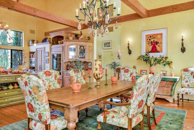 2395 Pickett Rd, Calistoga, CA 94515