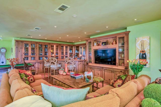 2395 Pickett Rd, Calistoga, CA 94515