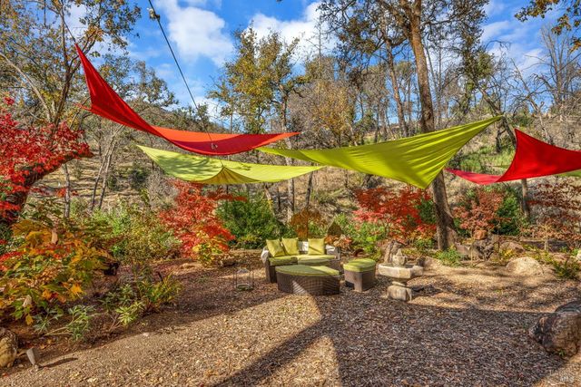 2395 Pickett Rd, Calistoga, CA 94515