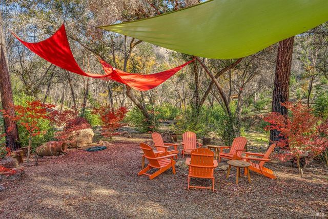 2395 Pickett Rd, Calistoga, CA 94515
