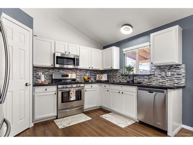 11730 Oakland Dr, Commerce City, CO 80640