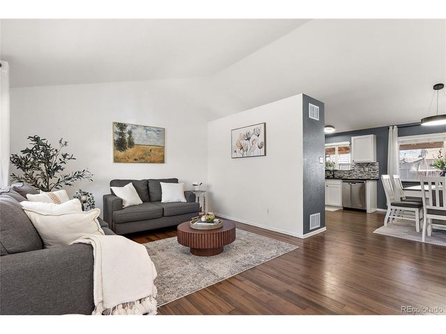 11730 Oakland Dr, Commerce City, CO 80640