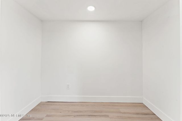 9621 ABERDARE Avenue W, Jacksonville, FL 32208