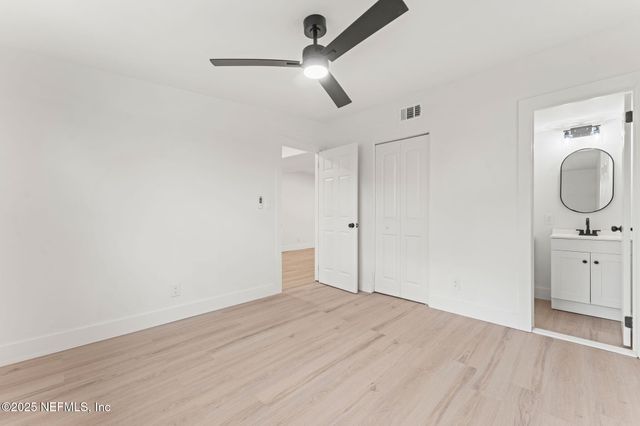 9621 ABERDARE Avenue W, Jacksonville, FL 32208