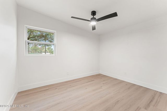 9621 ABERDARE Avenue W, Jacksonville, FL 32208