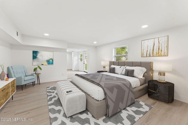 9621 ABERDARE Avenue W, Jacksonville, FL 32208