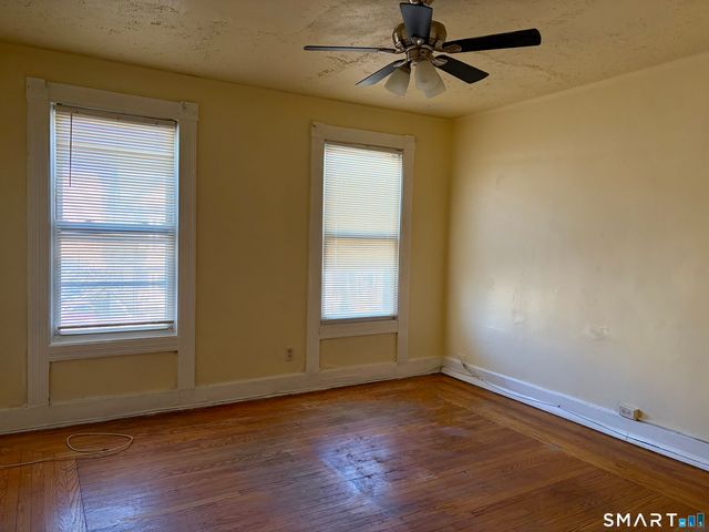 162 Gilbert Avenue, New Haven, CT 06511